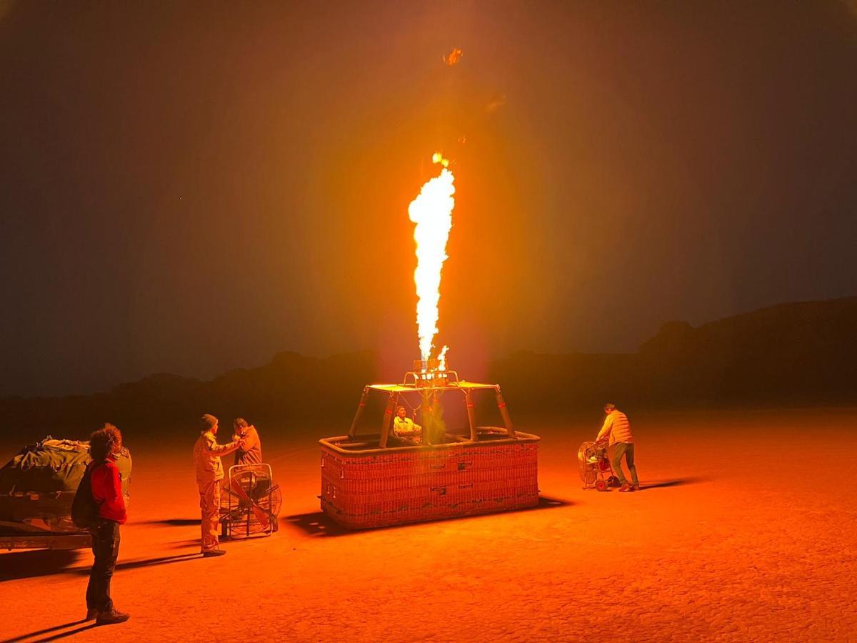 Sara Luxury Camp Hotel Wadi Rum Exterior photo